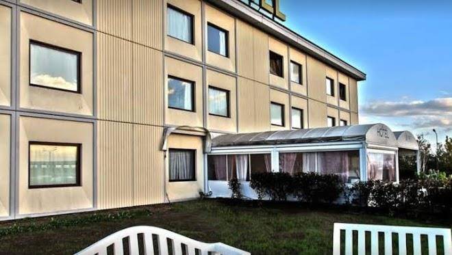 Ayri hotel