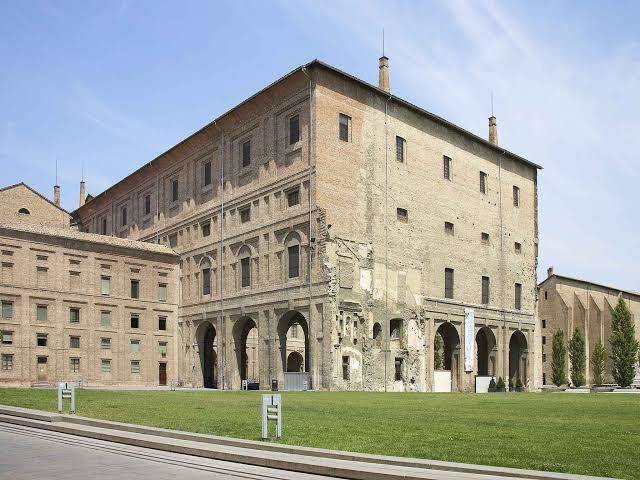 Mercure Parma Stendhal Image