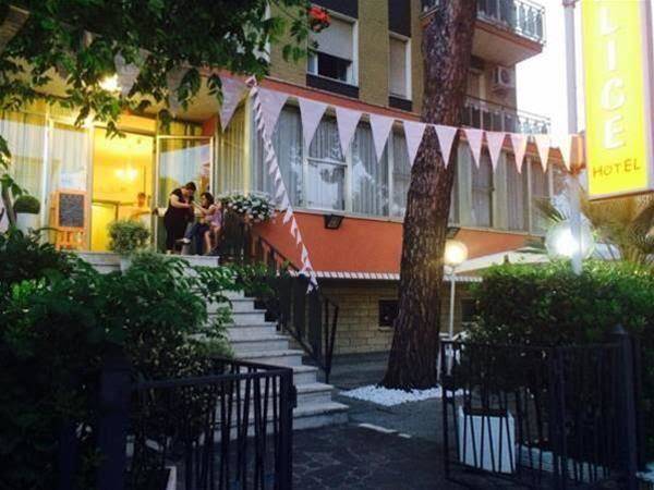 Alice Hotel Cervia Image