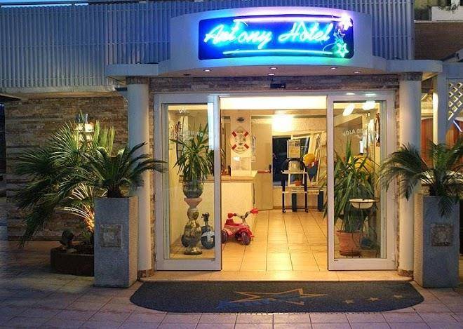 Hotel antony