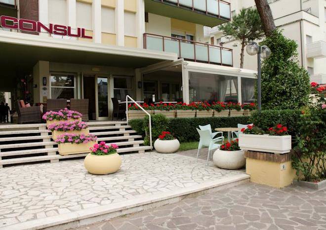 Hotel Consul Image
