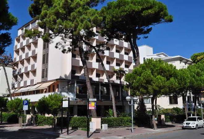 Hotel corona milano marittima