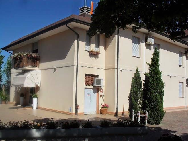 Hotel e gal