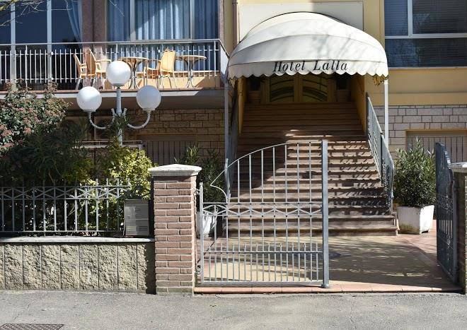 Hotel lalla