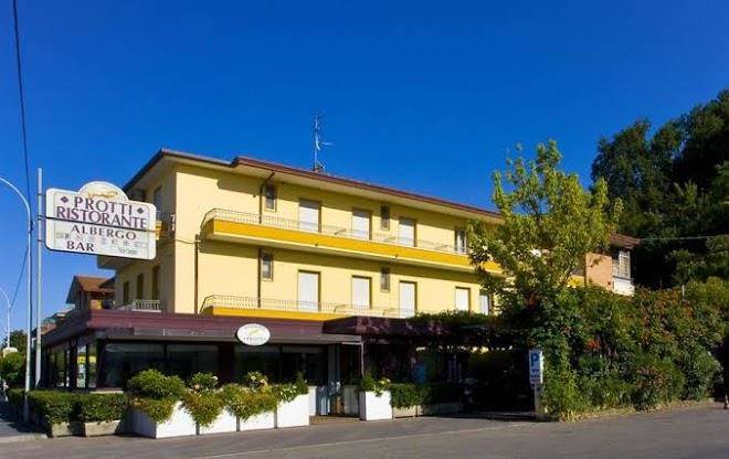 Albergo ristorante protti