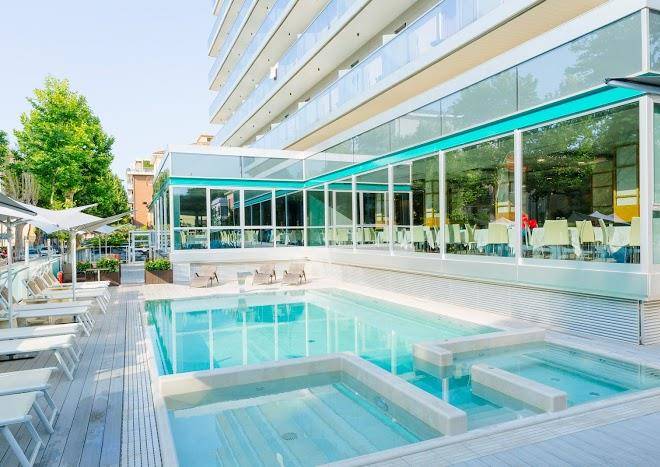 Aqua hotel