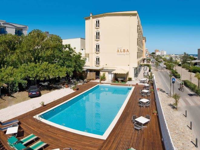 Hotel alba