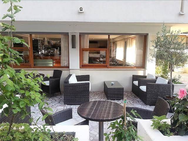 Hotel annalisa b&b and beach