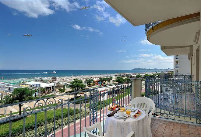 Hotel ascot rimini