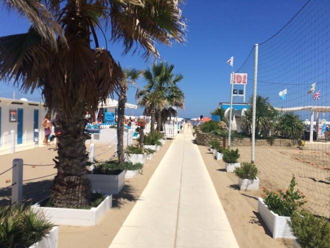 Hotel blumar