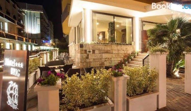 Hotel brig