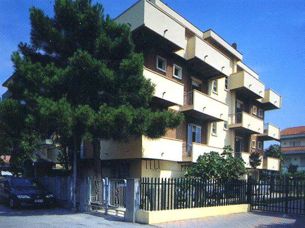 Hotel cesari