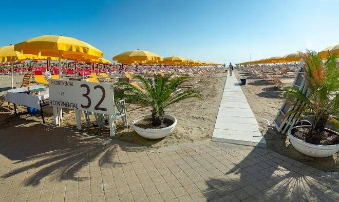 Hotel continental rimini