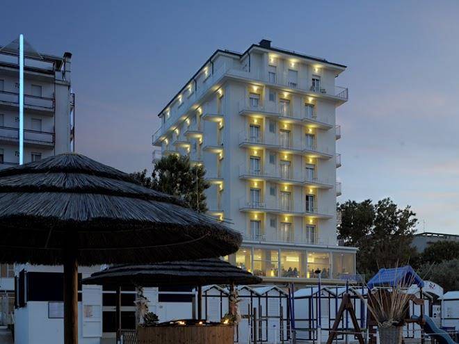 Hotel fedora