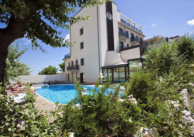 Hotel ferretti beach