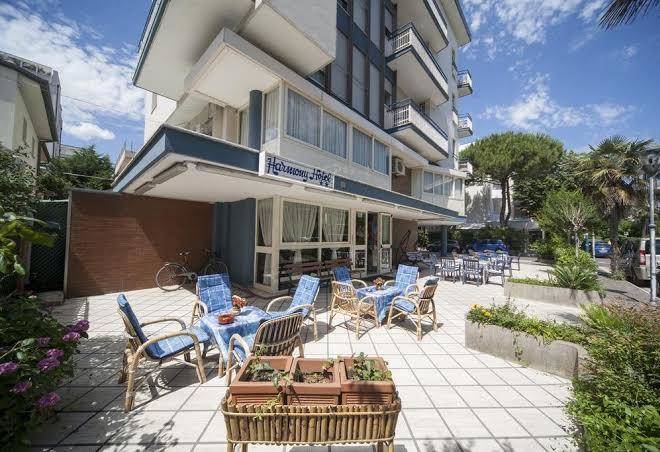 Hotel harmony