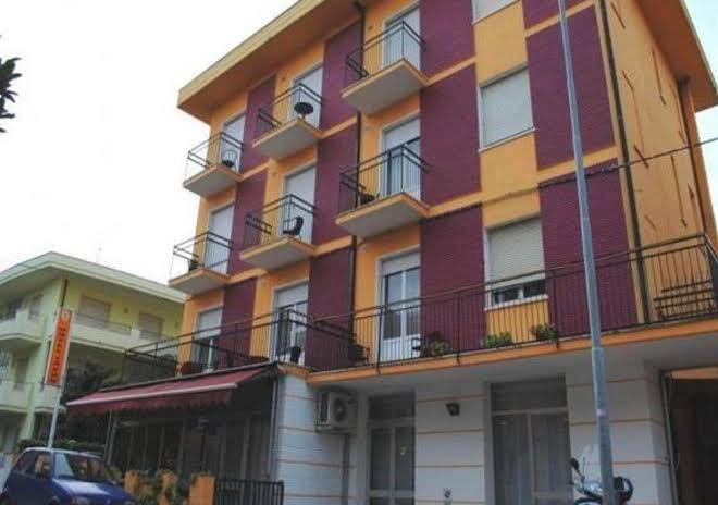 Hotel saxon
