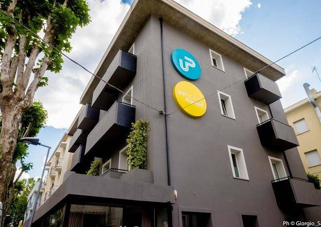 Up hotel