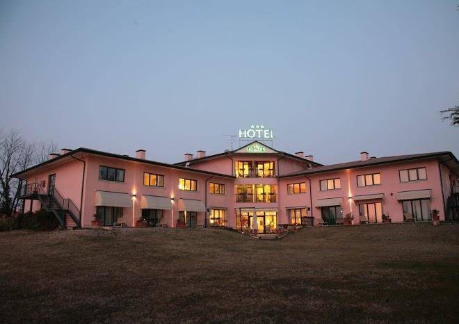 Albergo ristorante al ponte