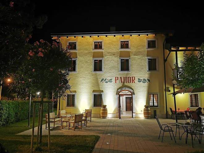 Hotel & restaurant pahor