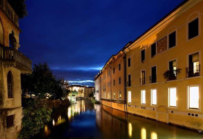 Hotel due leoni