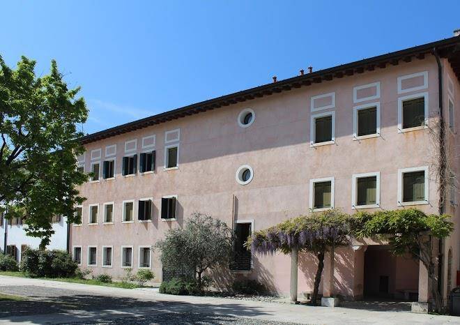 Ostello Europa Image