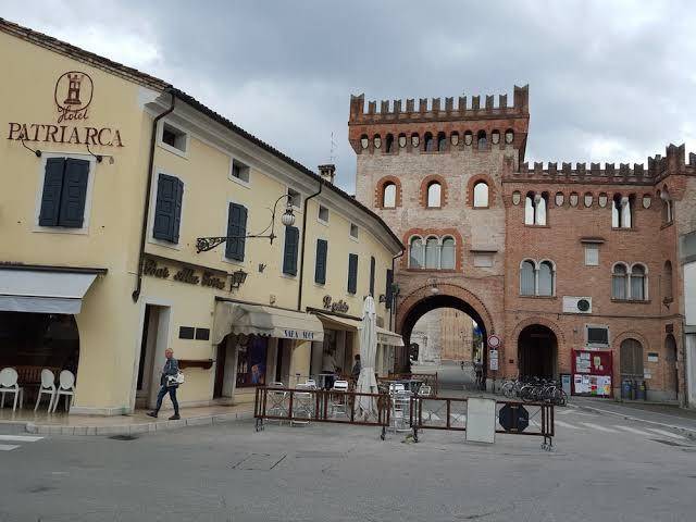 Hotel patriarca ristorante la piramide