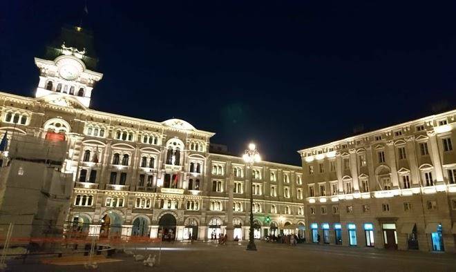 Hotel albero nascosto