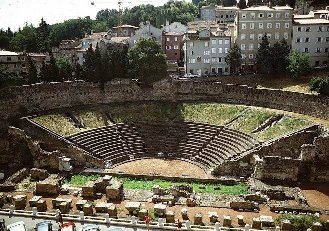 Residence teatro romano