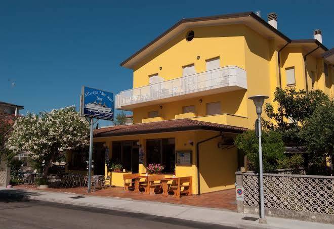 Albergo alla nave