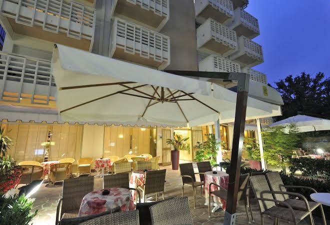 Hotel eros