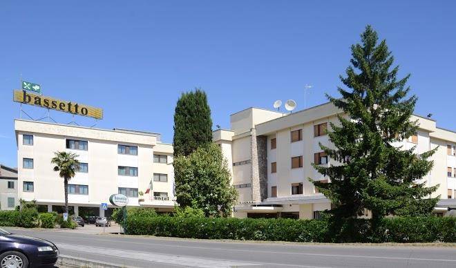 Hotel ristorante bassetto