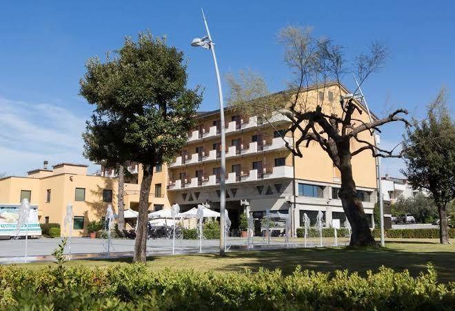 Hotel fontana olente