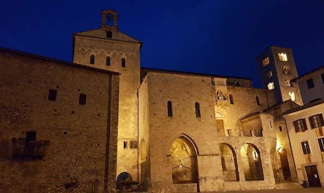 La piazzetta ristorante enoteca affittacamere
