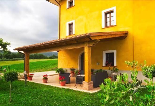 Viale Dei Ciliegi Image