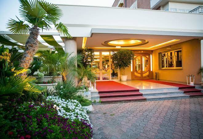 Hotel ares