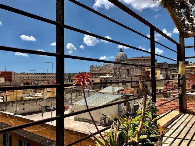Art Atelier Vaticano Roma Image