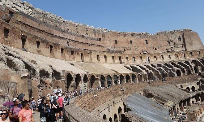 Colossehome