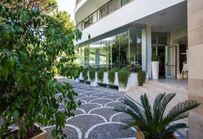 Ginevra Palace Hotel Image