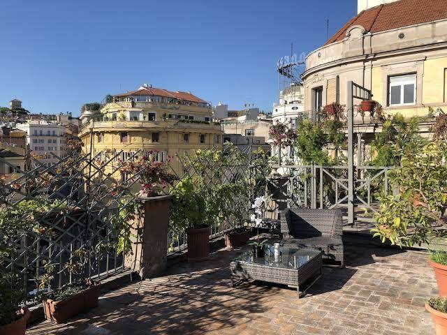 Giuturna boutique hotel
