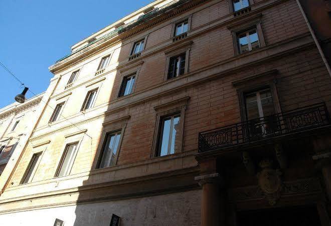 Hotel Montecitorio Image