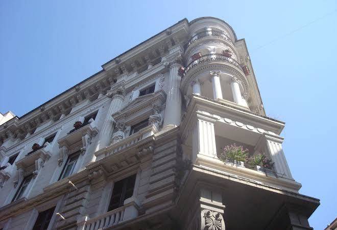 Hotel petit roma