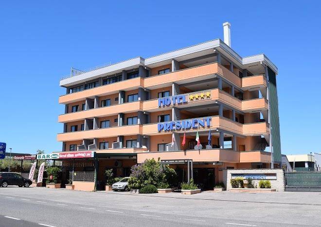 Hotel president pomezia