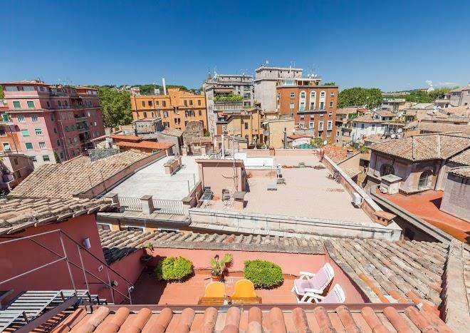 Il Nascondiglio Del Prete Image