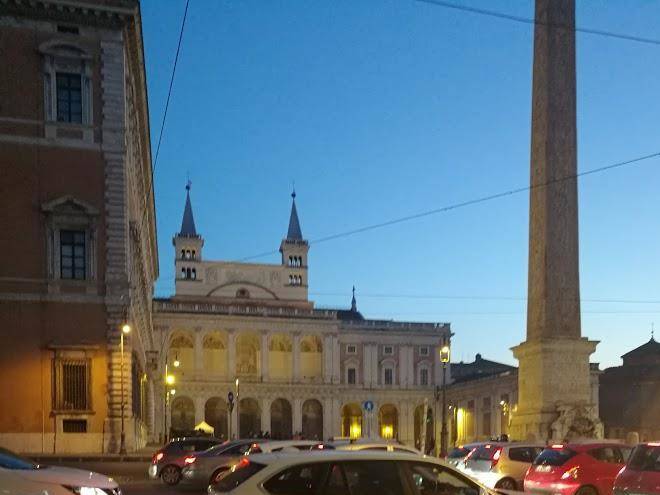 Lucky domus manzoni