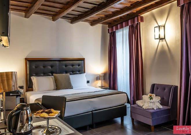 Navona colors hotel