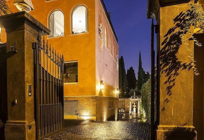 Pepoli9 design suites in rome