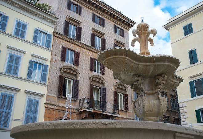 Piazza Farnese Luxury Suites Image