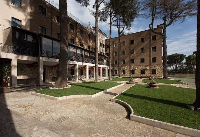 Regal park hotel