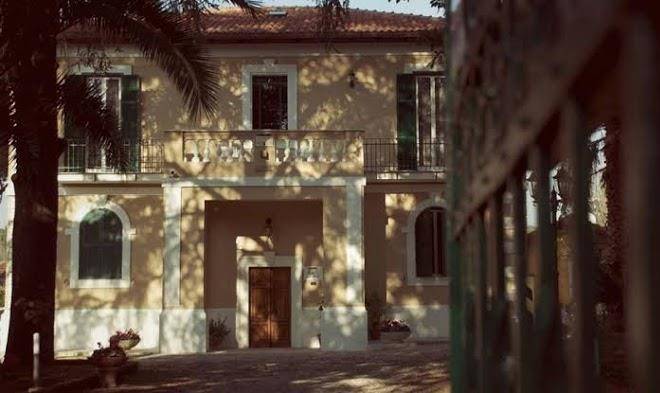Relais domus elettra